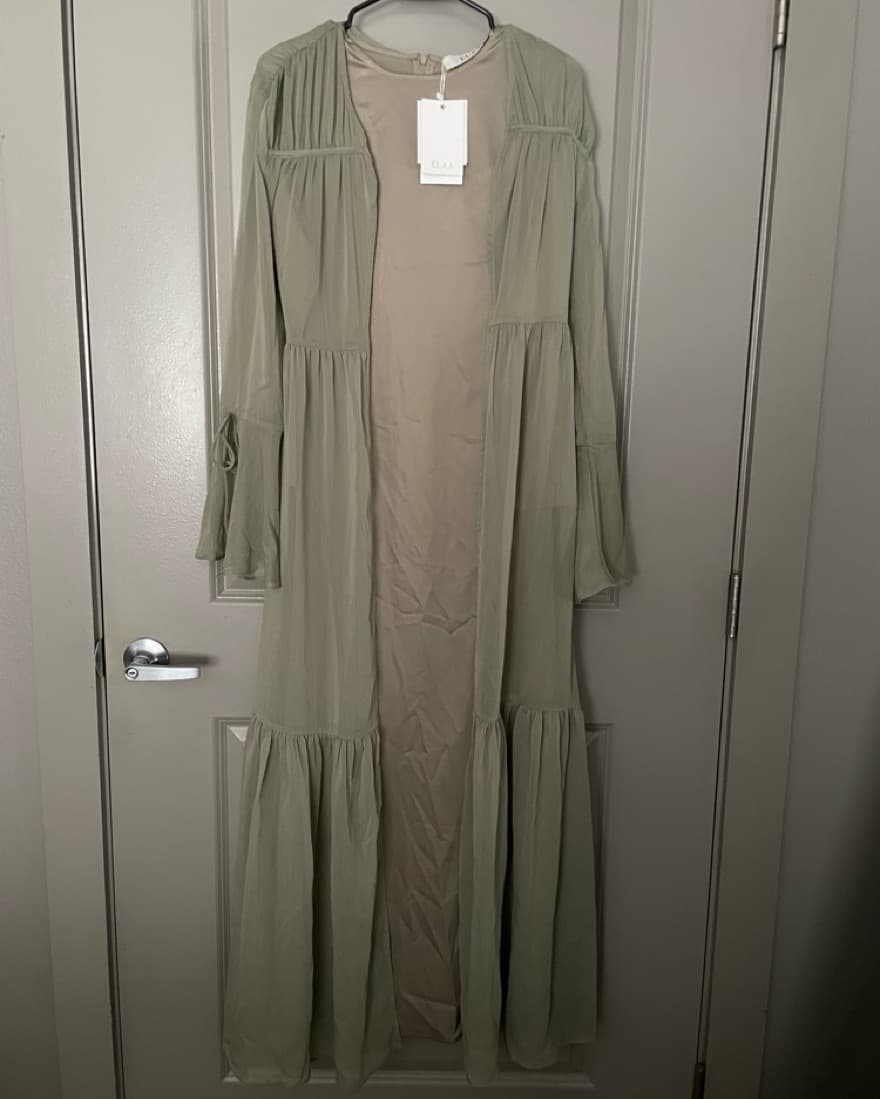 ELAA Sofia Abaya Set in Olive  - Image 4