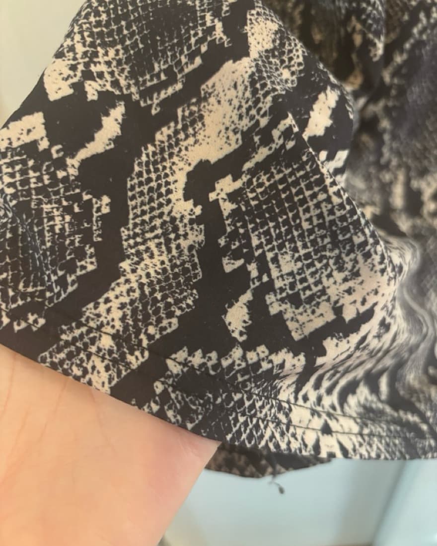 Snakeprint Shift Dress - Image 5
