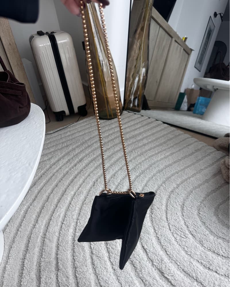 Black And Gold Bag On A Chain - Image 3