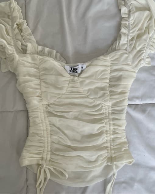 Elegant White Ruched Crop Top - Image 3