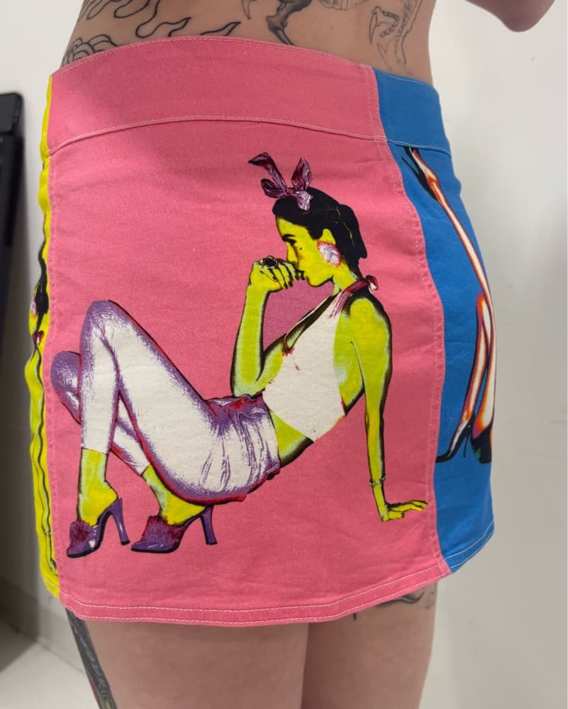 VERSACE CLASSICS POP ART MINI SKIRT - Image 5