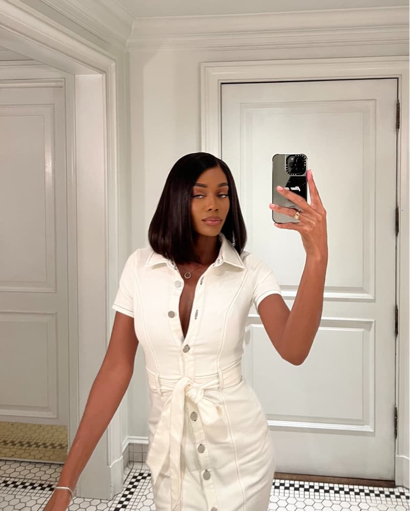 Chic White Denim Dress  - Image 1
