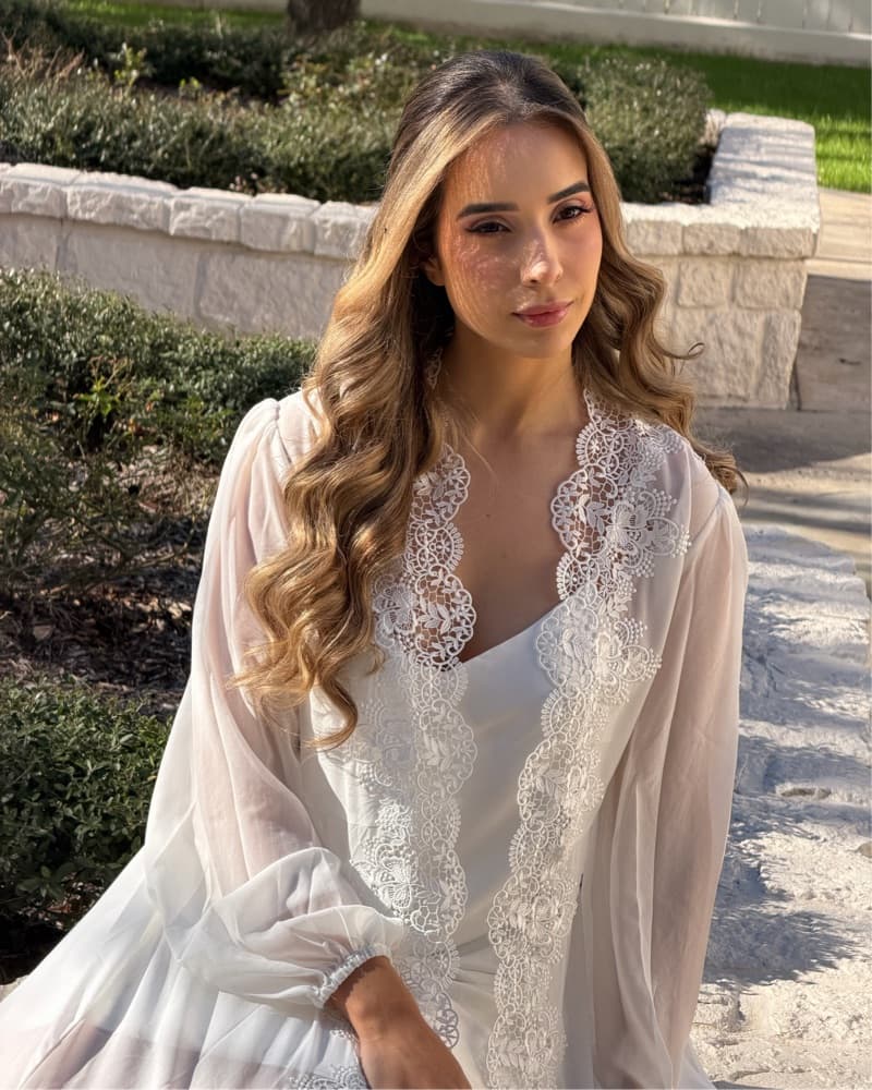 Joliet Le Rose Bridal Robe - Image 3