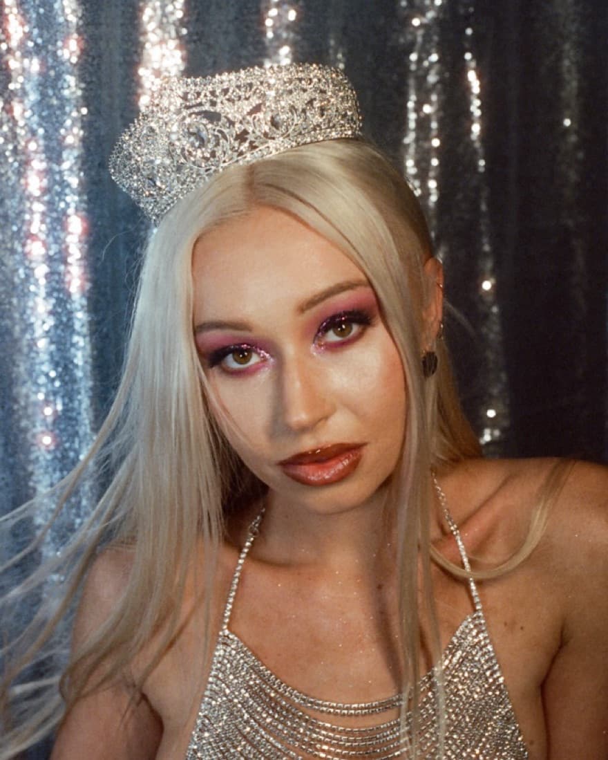 Silver Crown - Image 4