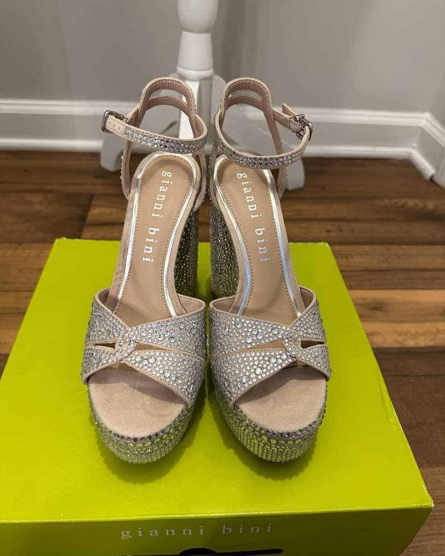 Gianni Bini Platform Heels - Image 1