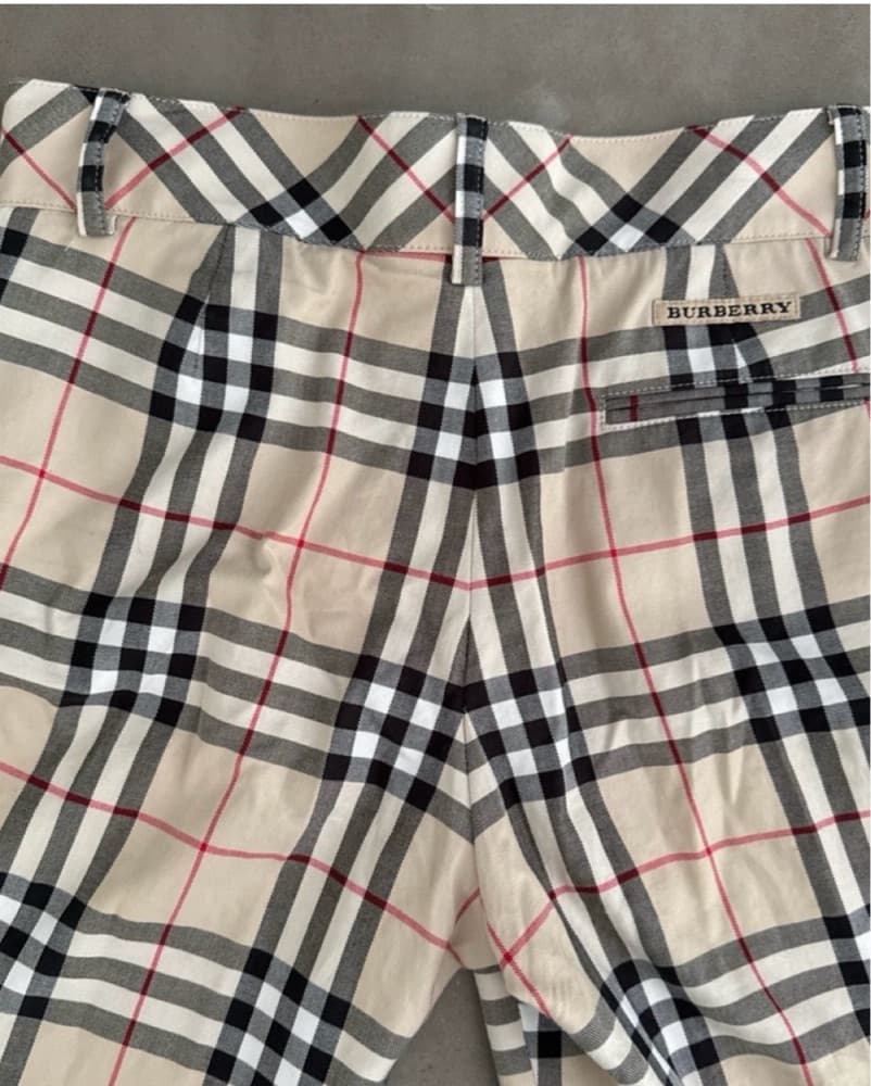 Burberry カプリパンツ Burberry Capri Pants by Burberry | Pickle