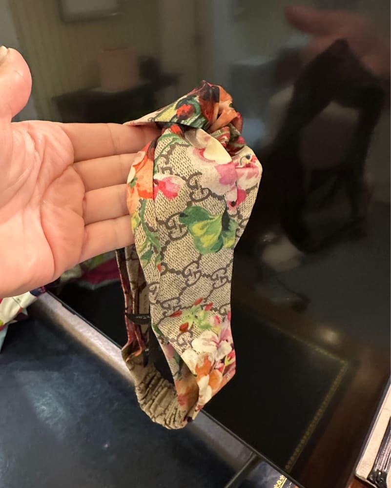 Gucci Silk Knot Headband  - Image 3