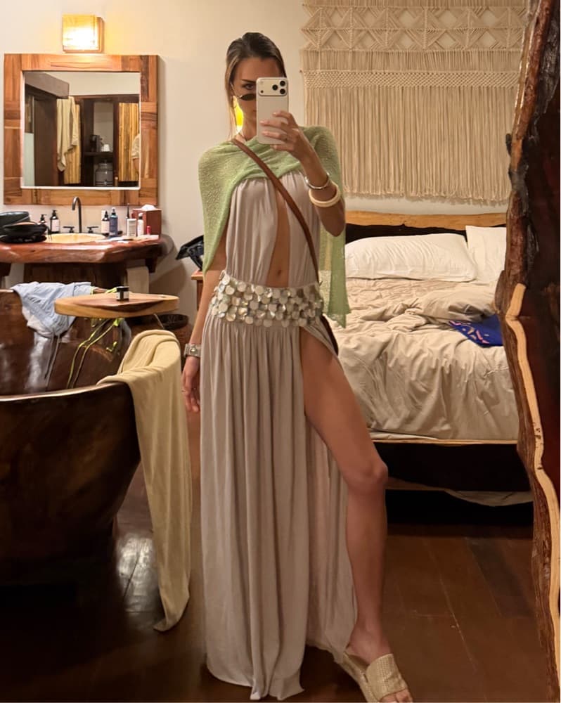 Elegant Sequined Halter Maxi Dress - Image 2
