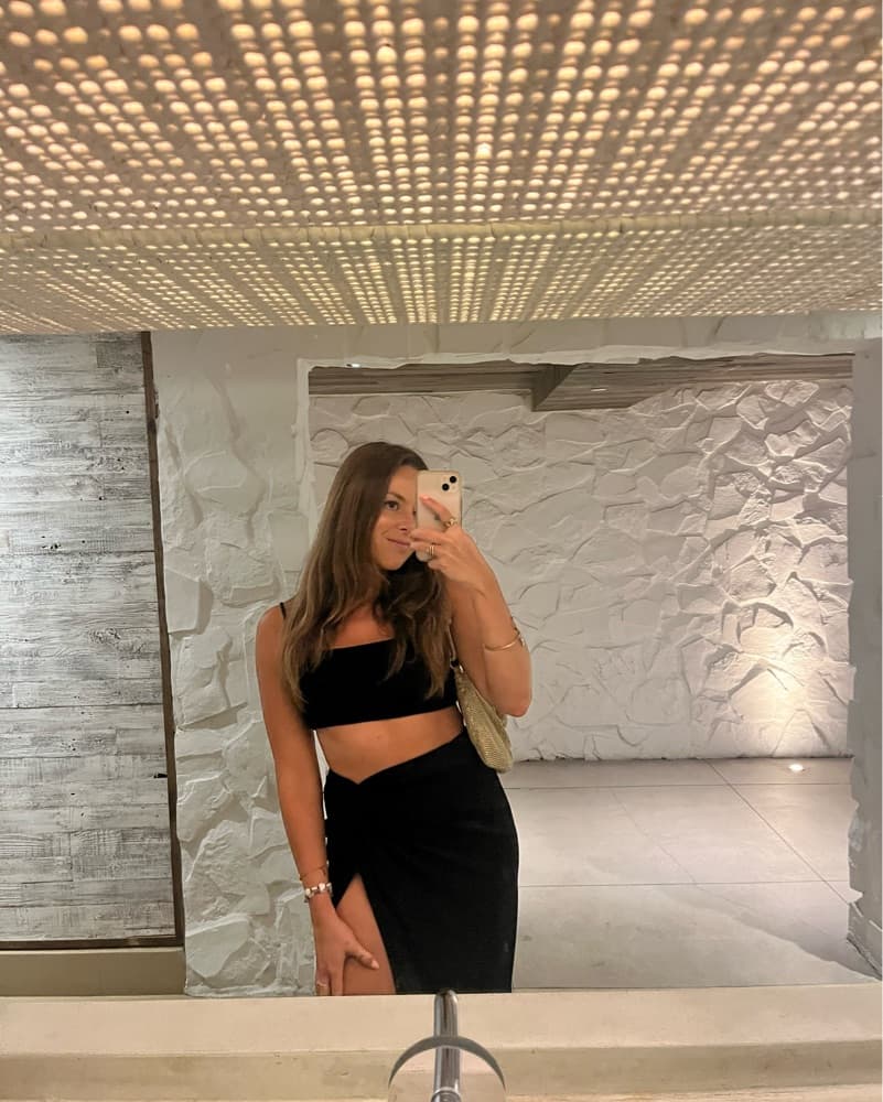 Chic Black Cutout Maxi Dress - Image 2