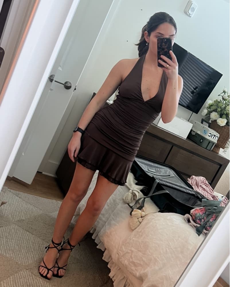 Chic Halter Ruched Mini Dress - Image 3