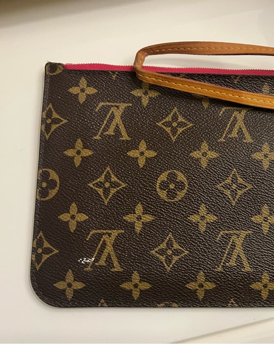 Louis Vuitton Pouchette - Image 6