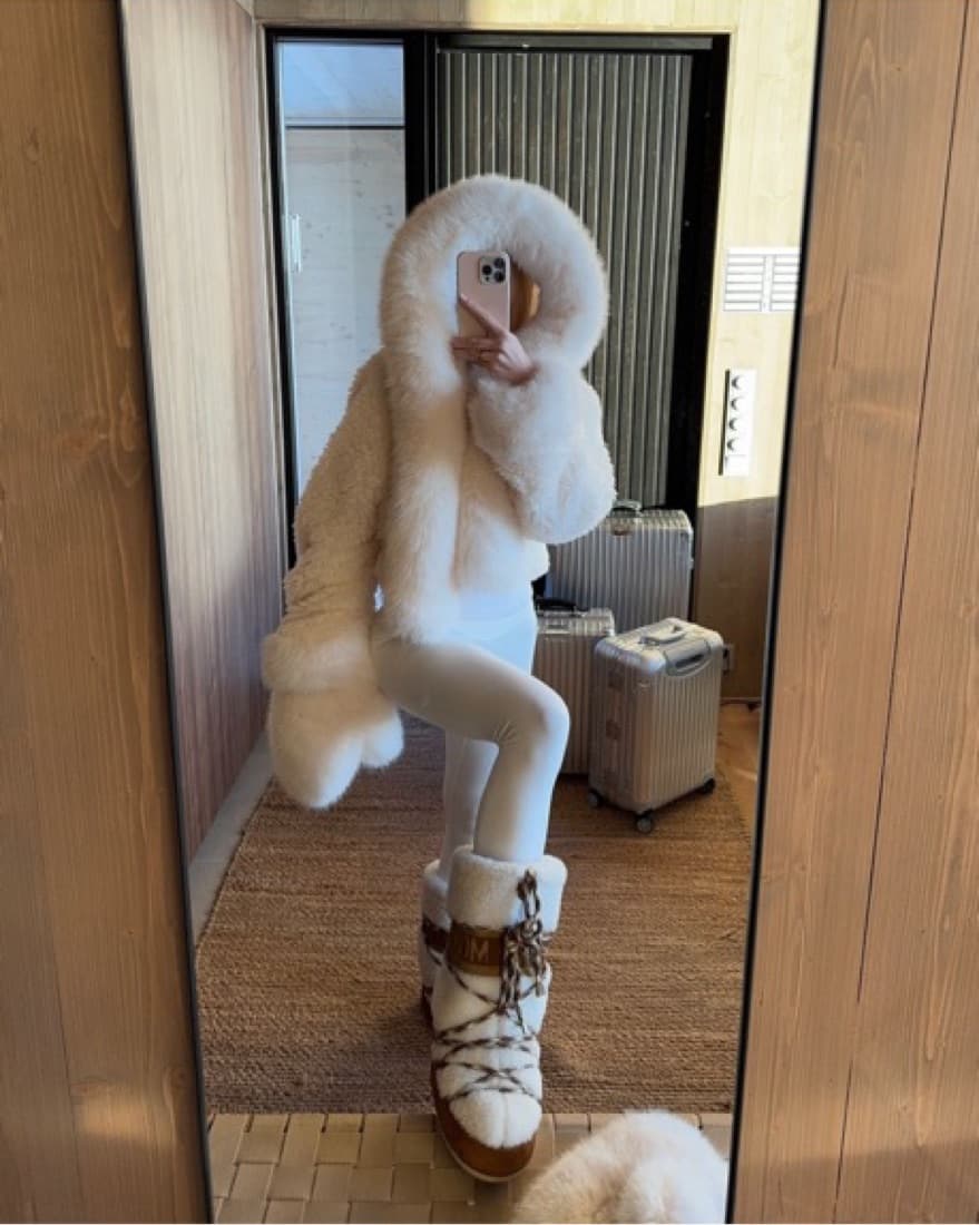 Moon Boots - Tall Suede Shearling - Image 3