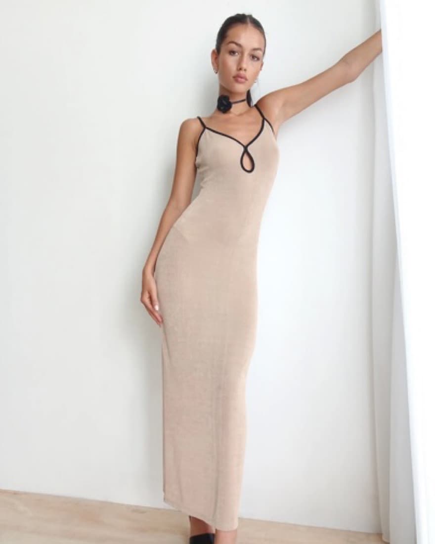 Motel Tahlia Maxi Dress - Image 3