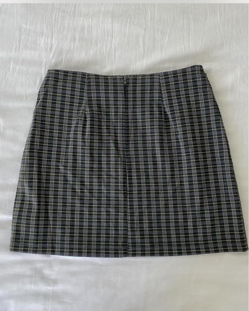 Chic Plaid Mini Skirt - Image 2