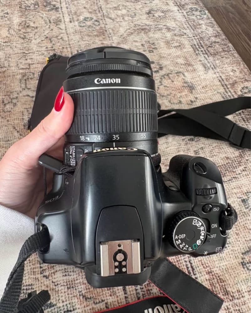 Canon EOS Rebel XSi DSLR Camera - Image 4