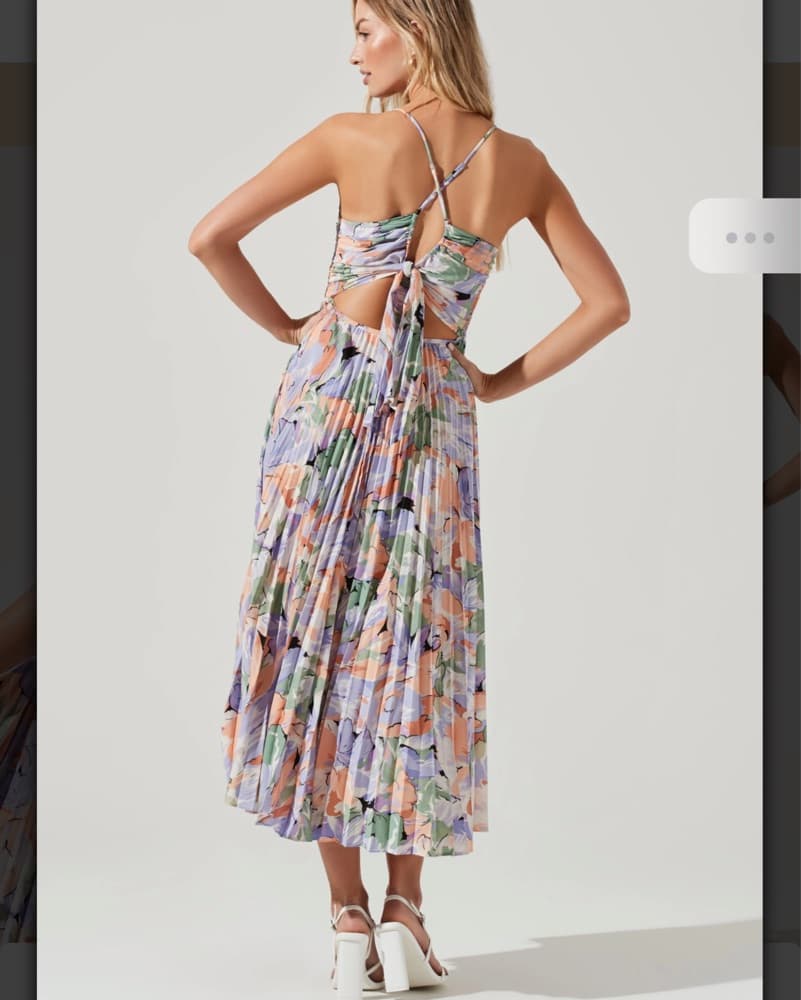 ASTR Blythe Floral Plisse Midi Dress - Image 2