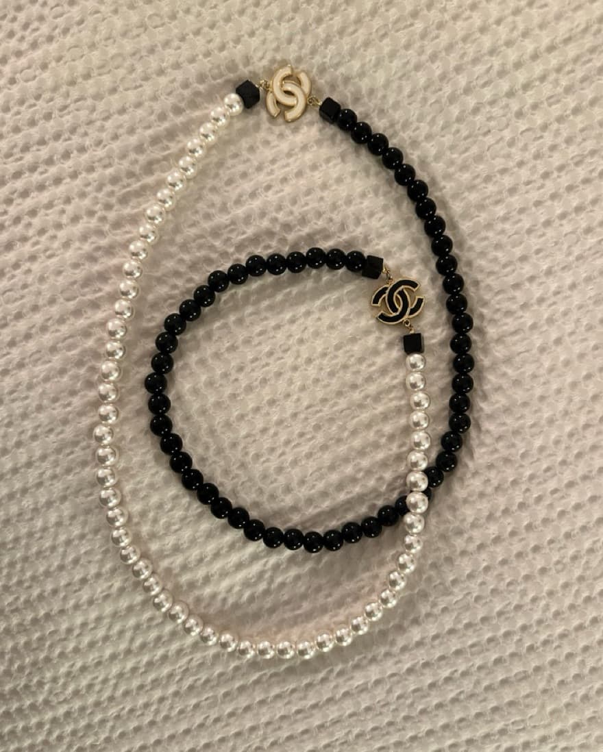 Vintage Chanel Pearl Necklace - Image 3