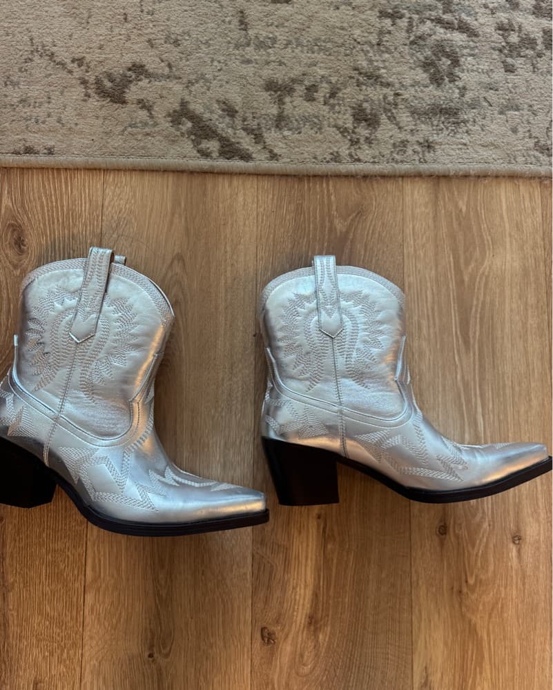 Silver Embroidered Cowgirl Boots - Image 2