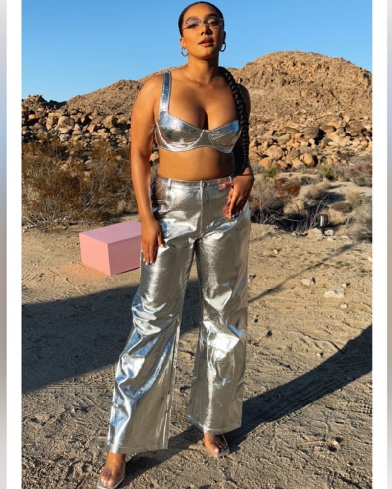 White Fox Metallic Set - Image 2