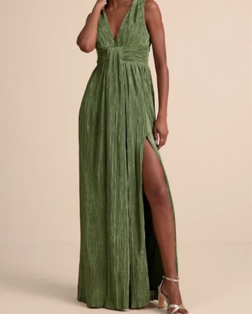 Lulu’s Melitta Olive Green Maxi Dress - Image 1