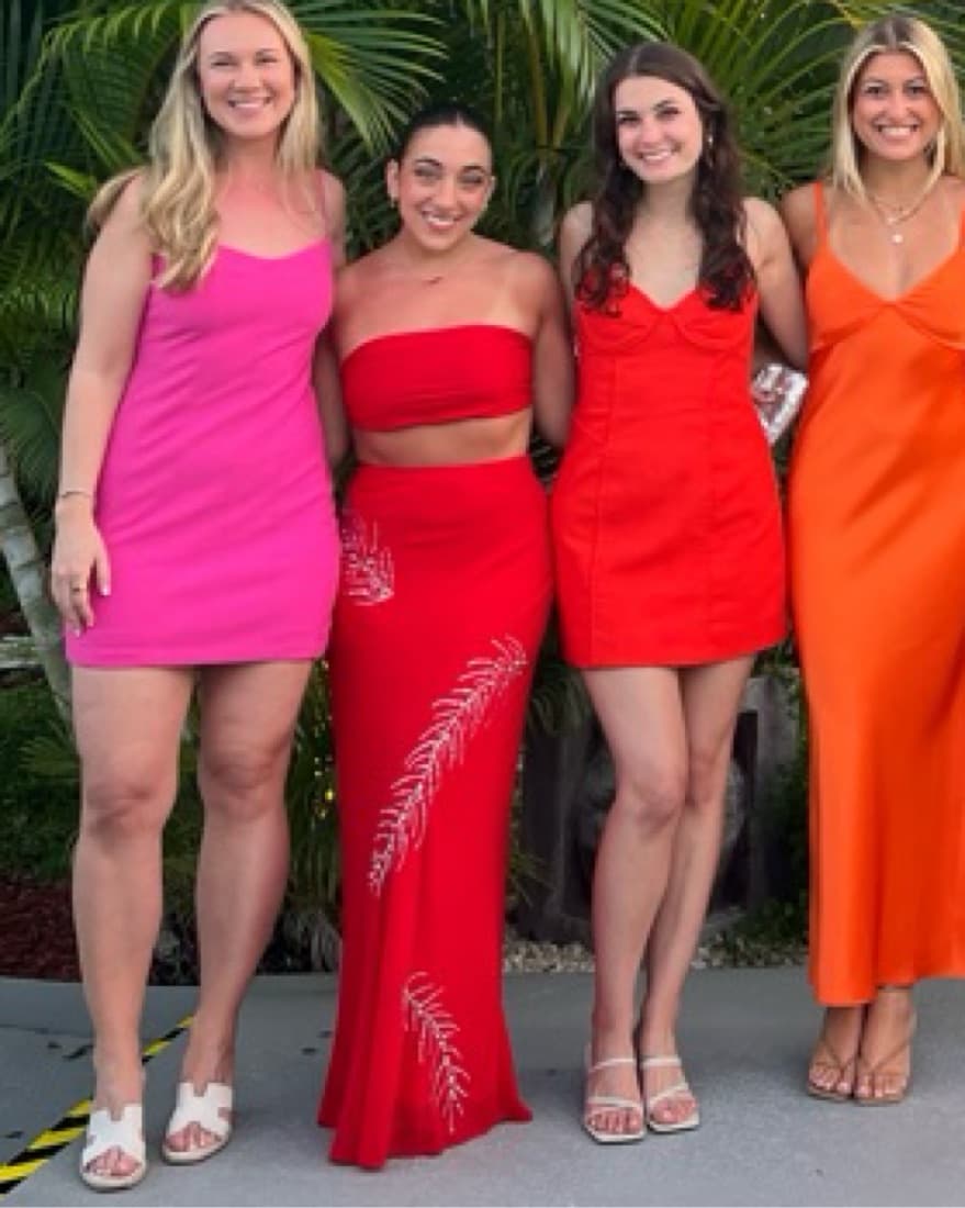 red skirt set - Image 4