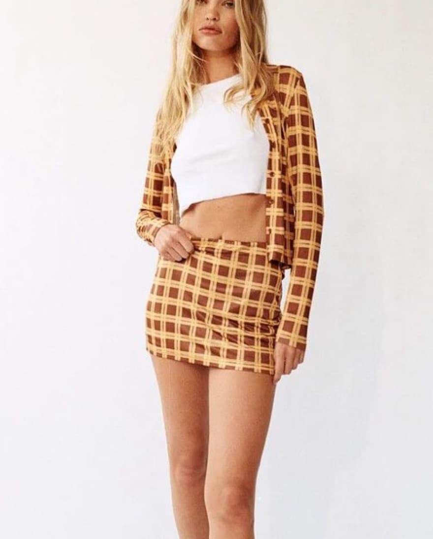With Jean Miles Mini Skirt in Cher - Image 3
