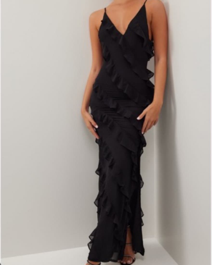 HEIRESS BEVERLY Long Black Dress - Image 1
