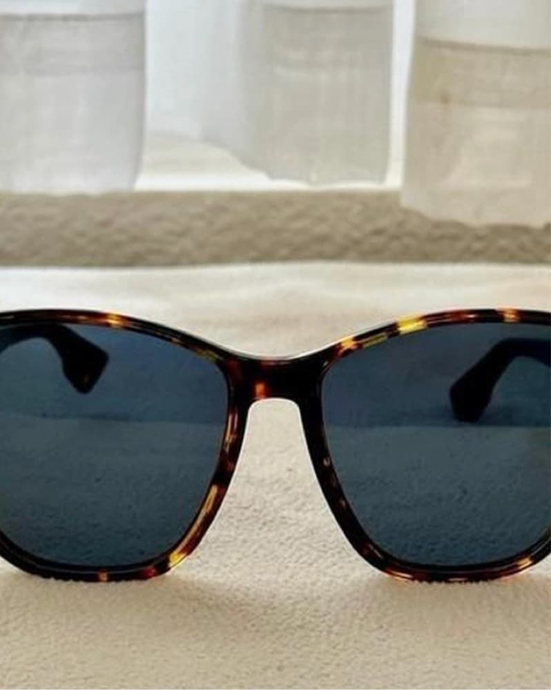 Classic Christian Dior sunglasses - Image 4