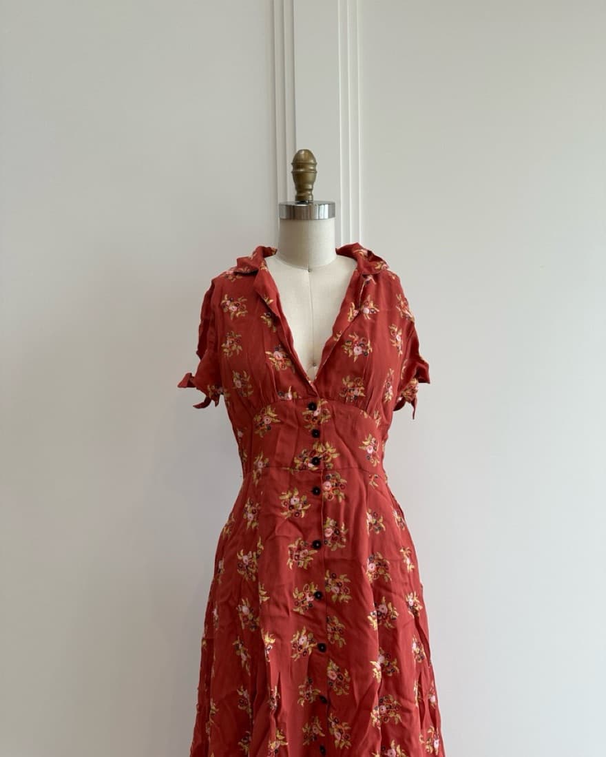 Elle Button Down Midi Dress - Image 1