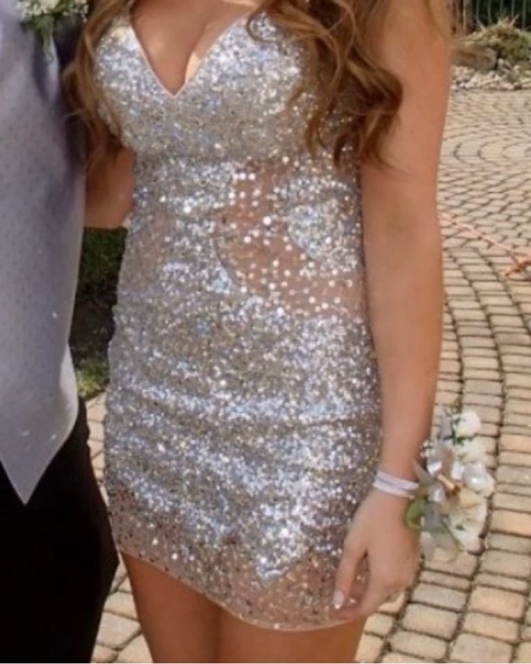 Dave & Johnny Glamorous Sequin Dress - Image 3