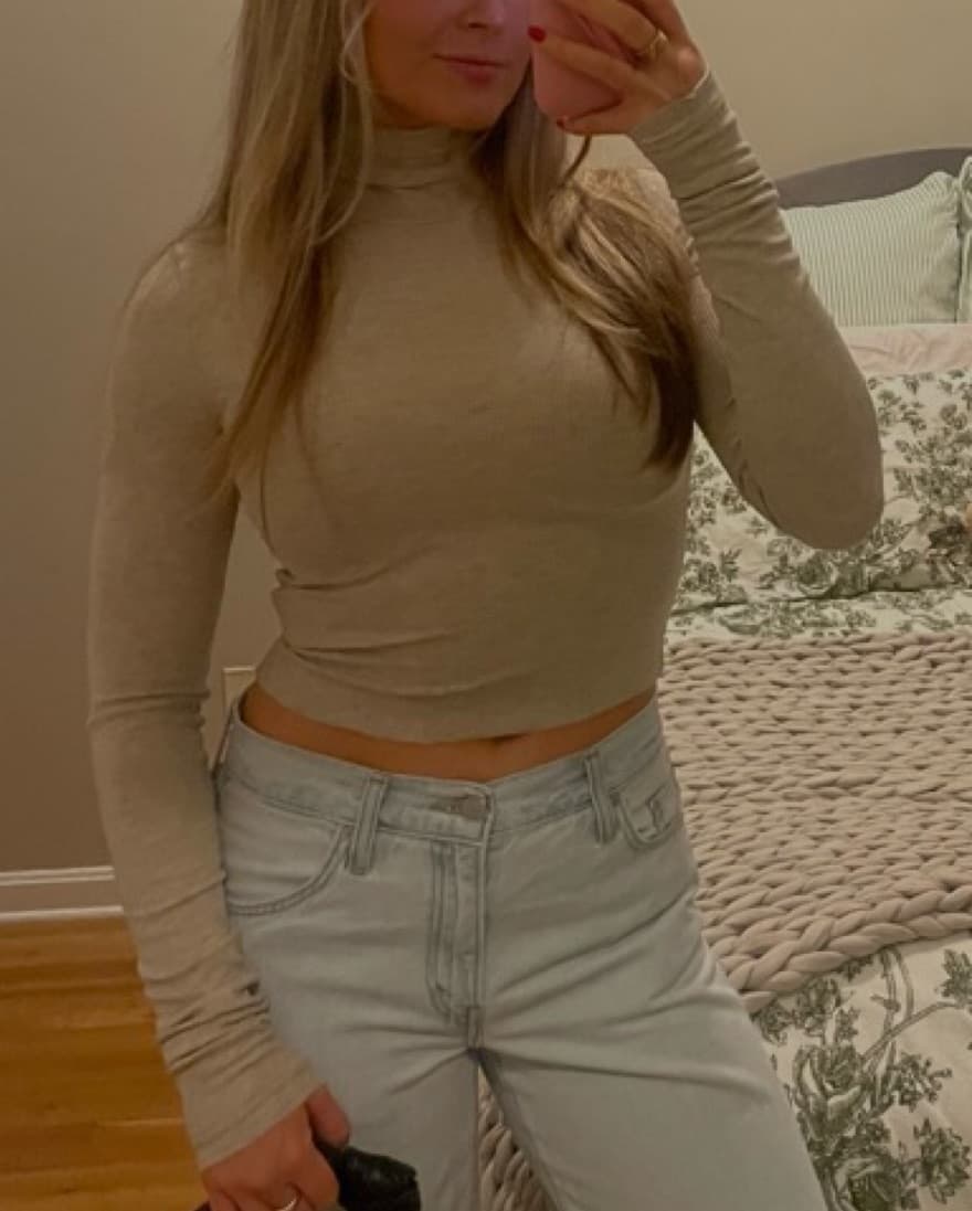 Exaggerated long sleeved turtleneck - Image 1