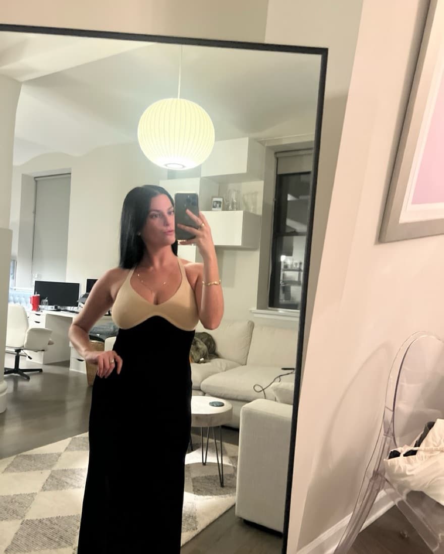 Chic Monochrome Midi Dress - Image 1