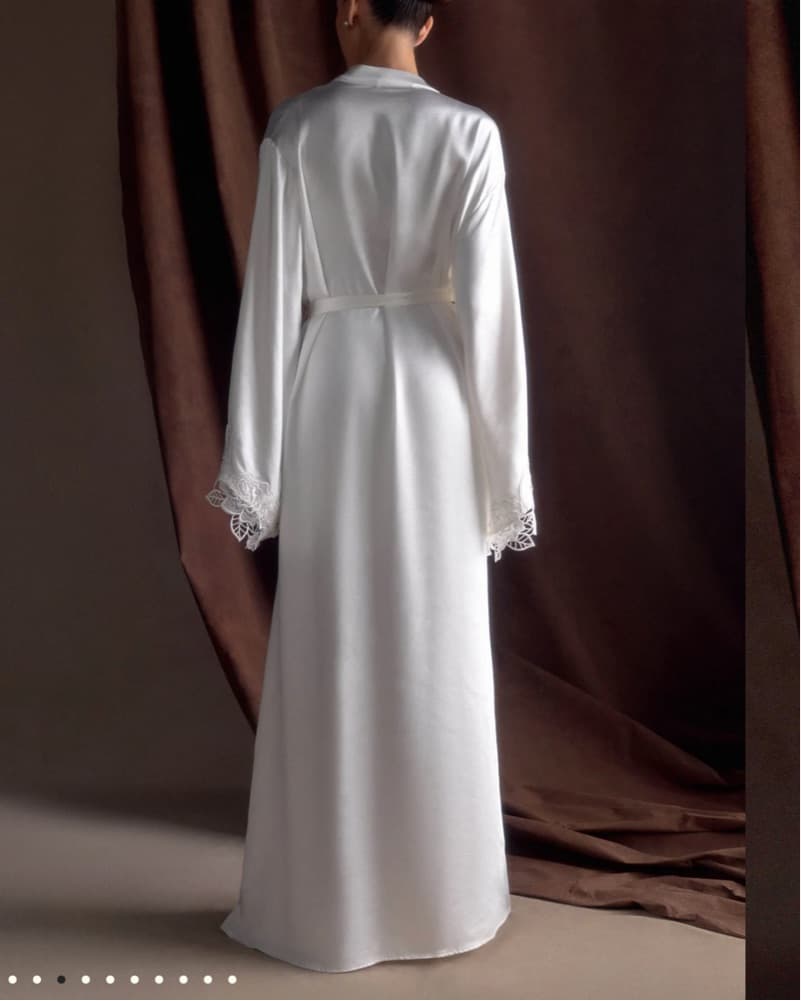 Meshki Sullivan Satin Bridal Robe - Image 3