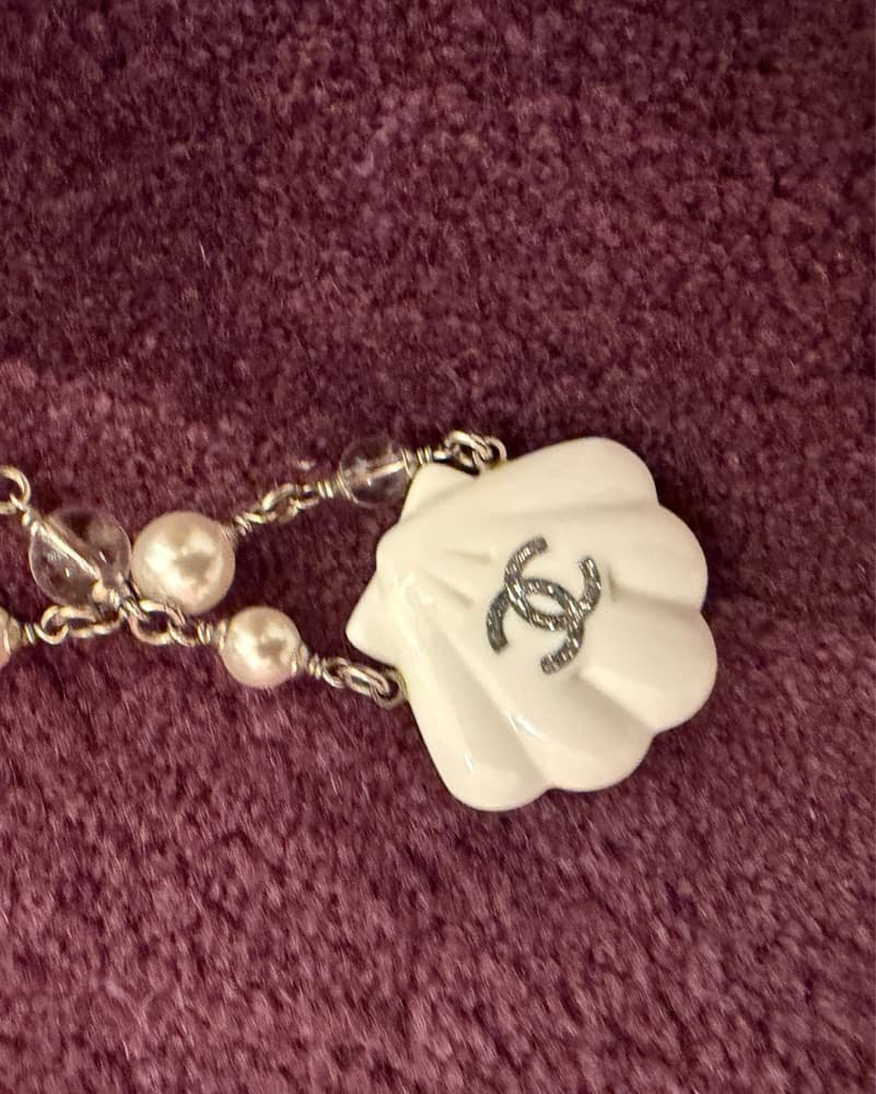 Chanel Cruise Seashell Necklace - Image 4