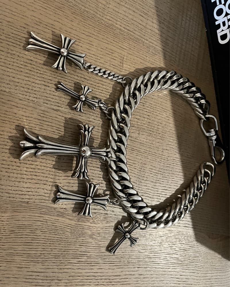 House of Chaos Multi Cross Choker - Image 4