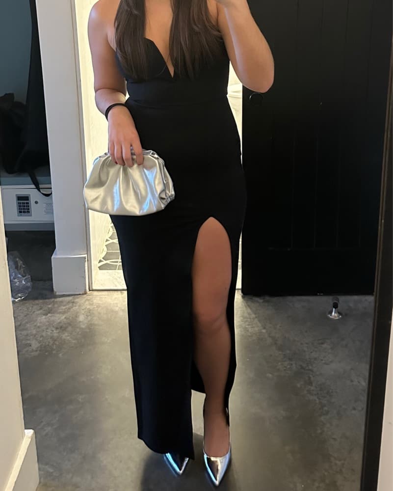 Elegant Strapless Slit Gown - Image 4