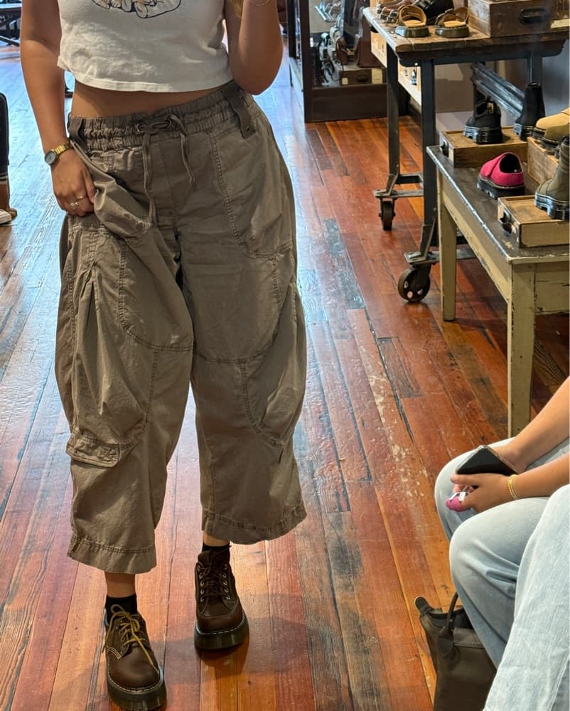 Free People Brown Cargo Pants! - Image 3
