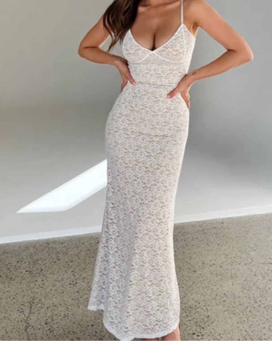 Tiger Mist Julianna Lace Dress - Image 3