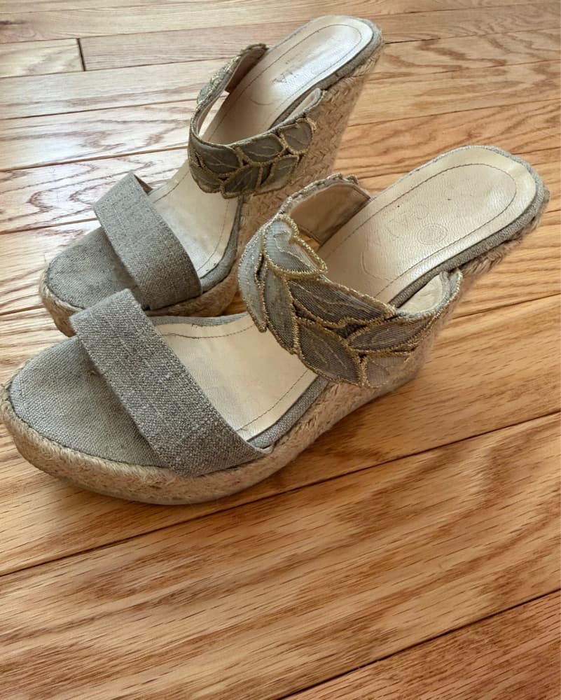 Chic Espadrille Wedge Sandals - Image 4