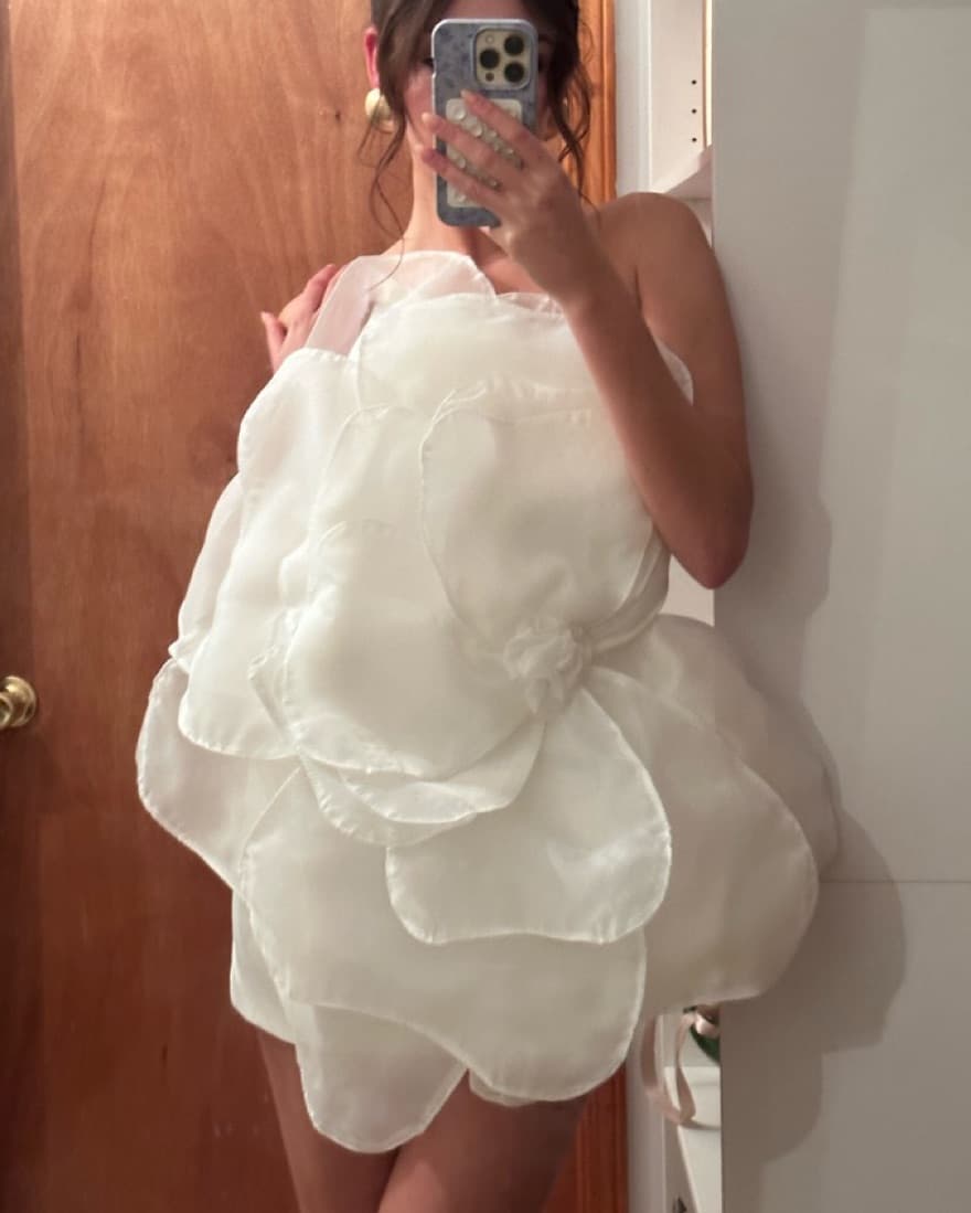 Bella barnett White Floral mini dress  - Image 2