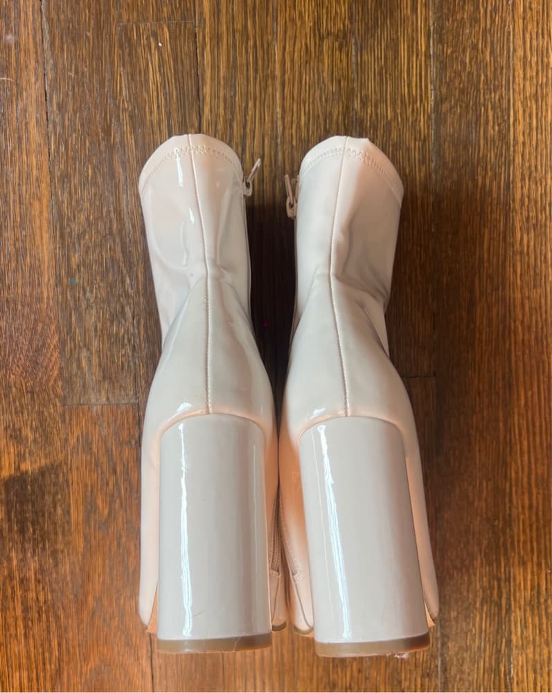 Glossy White Steve Madden Boots  - Image 3