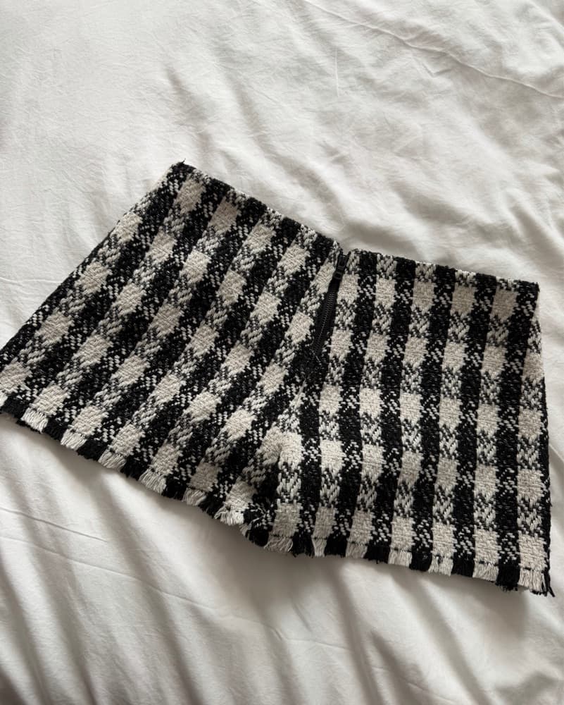 Alice And Oivis Black And White Skort    - Image 4