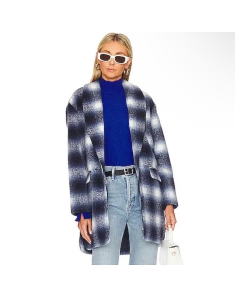 Stylish Checkered Coat - Image 1