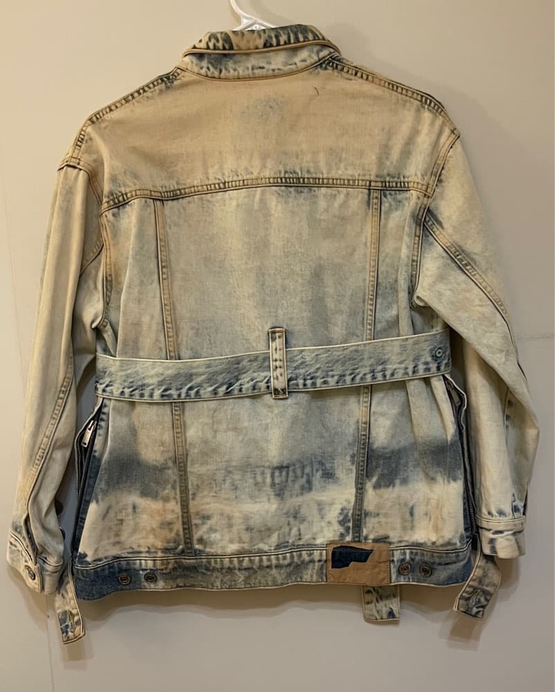Vintage Denim Jacket with Distressed Details - Image 4