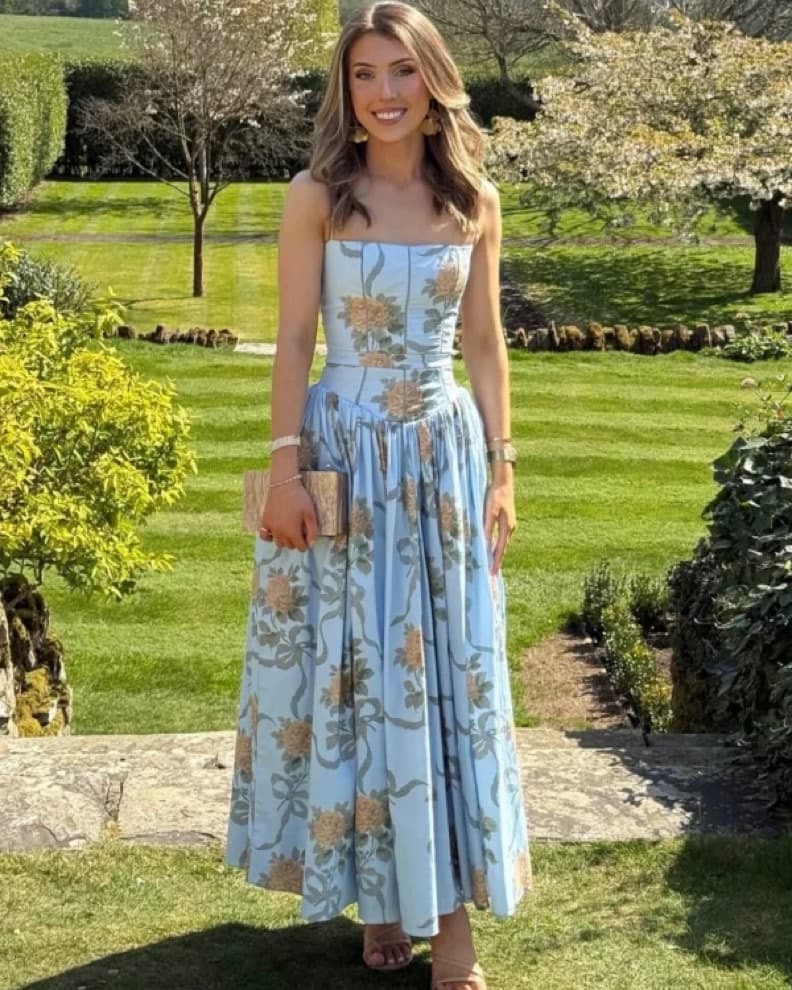 Gorgeous Floral Dress - Image 2