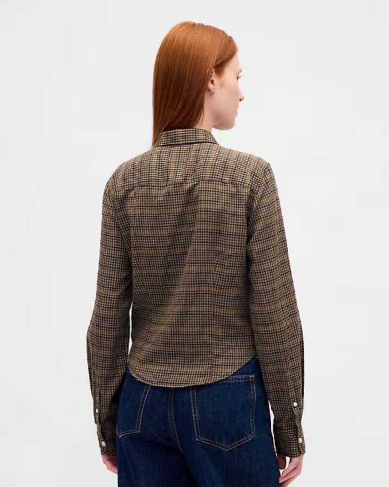 Gap Fitted Button Up - Image 3