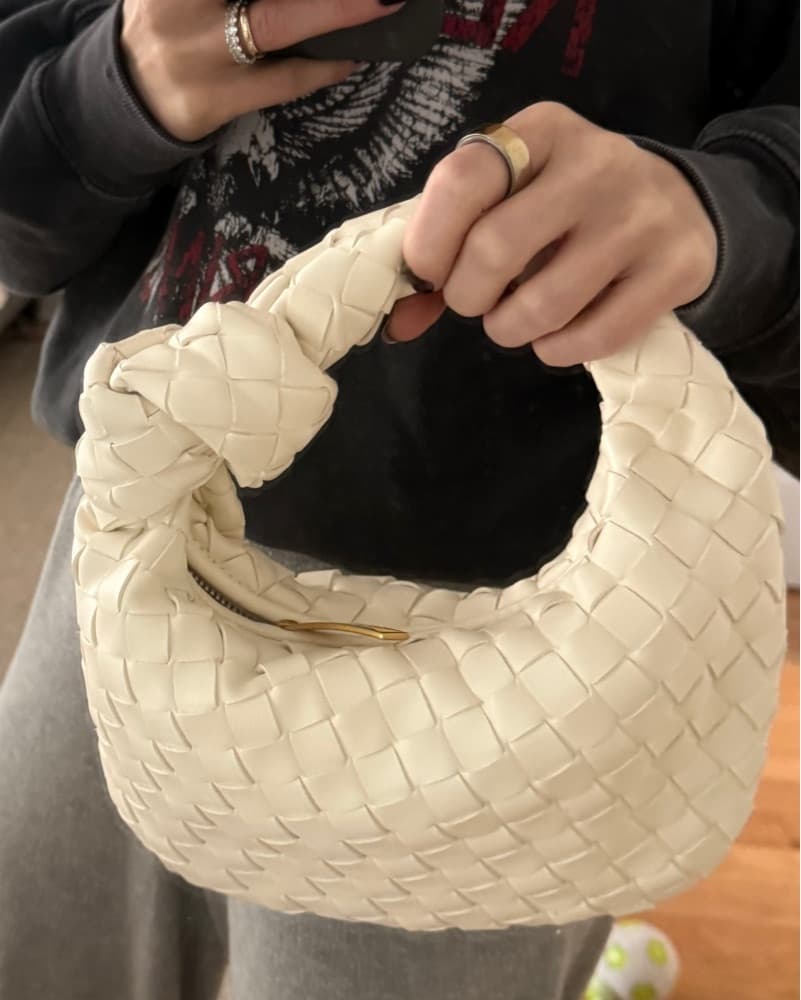 Bottega Veneta Jodie - DUPE - Image 1