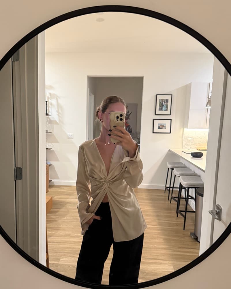 Chic Twist-Front Blouse - Image 1