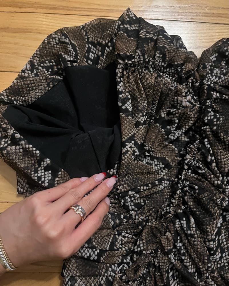 Brown Snakeskin Ruched Bodycon Dress - Image 6