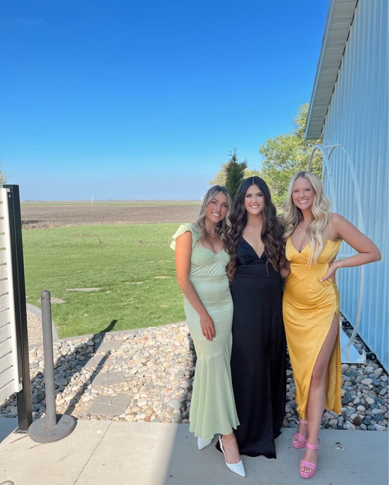 Green Selfie Leslie Green Dress - Image 4